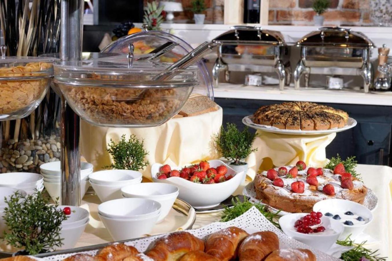 Best Western Falck Village Milano Sesto Sesto San Giovanni Bagian luar foto